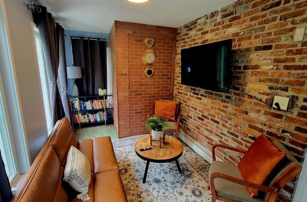 West Roxbury Apartment | Unique & Peaceful Boston Home(Free Parking)
