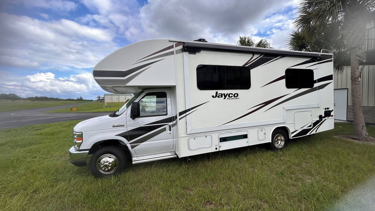 Plymouth House | Unique RV Stay on Airport property