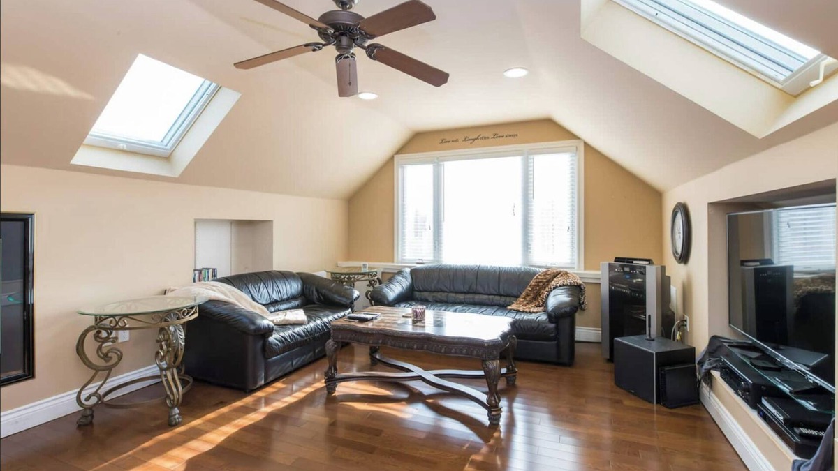 Point Edward Condo | Unique spacious upper Condo Suite. Steps from waterfront