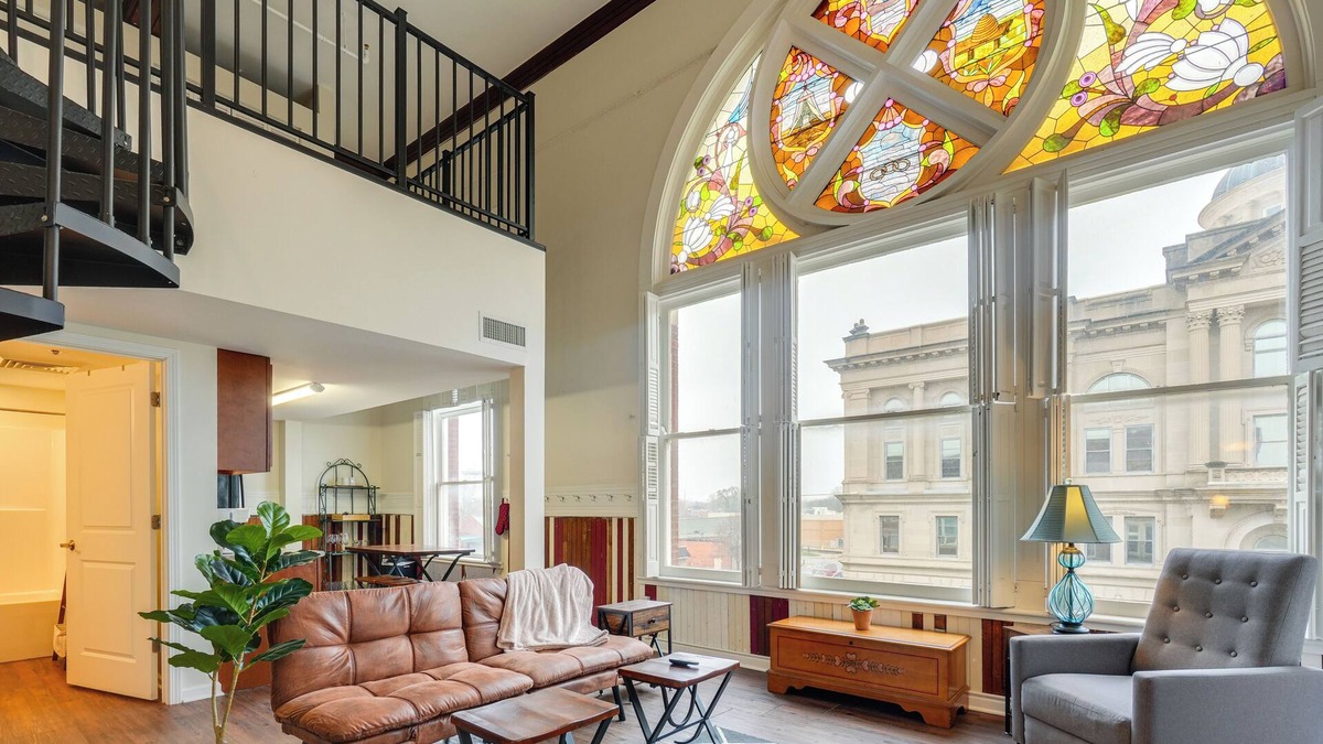 Huntington Apartment | Unique & Stylish Studio Loft in Huntington!
