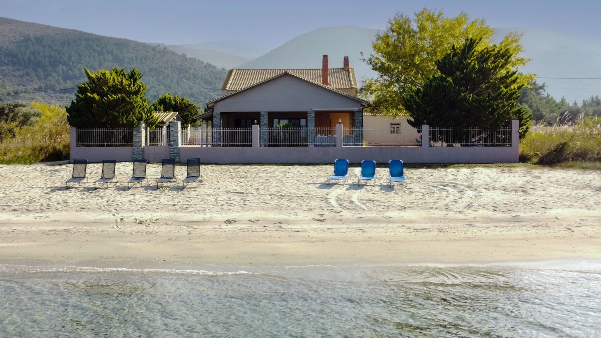 Megalos Prinos Villa | Unique Thasos Beach Villa