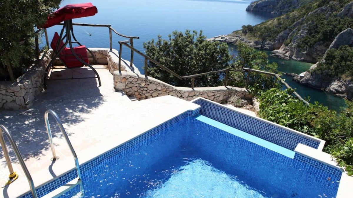 Brsec Villa | Unique Villa on the Cliff with pool and spectacular views