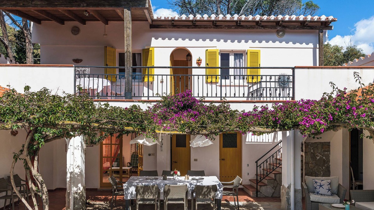 Muravera House | Unique villa right on the beach- Villa La Scuderia