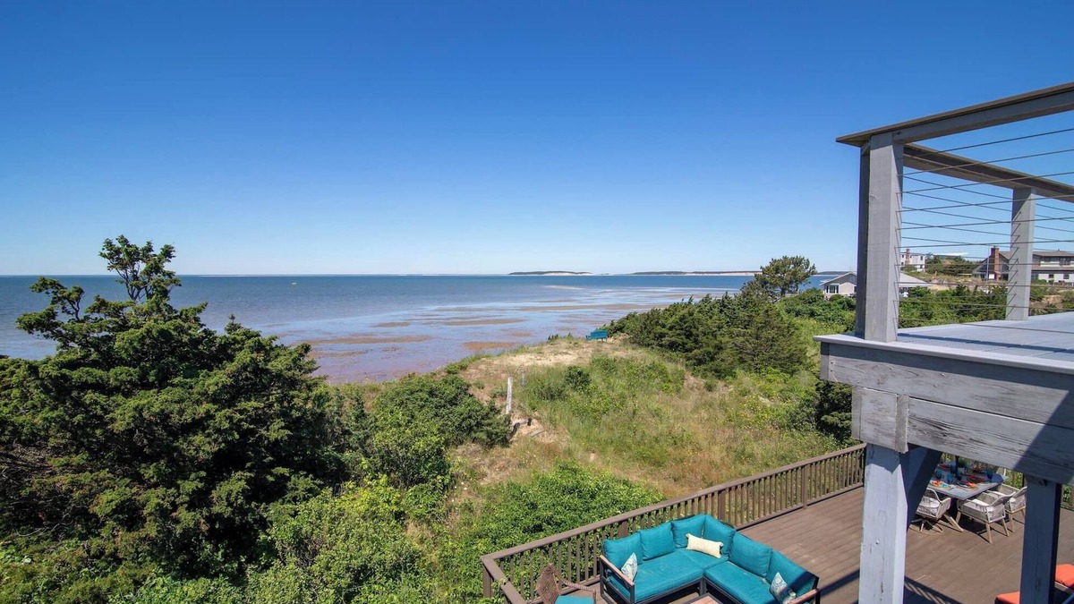 Wellfleet House | Unique waterfront home with stunning views!