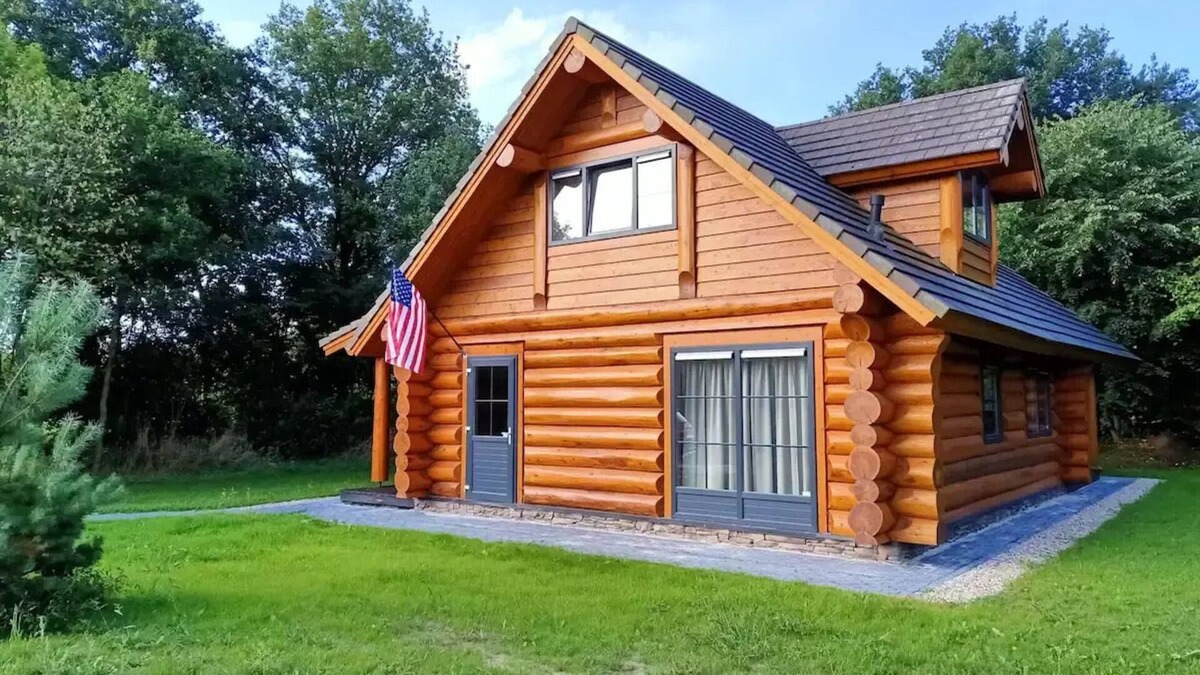 Linde Cabin | Unique wooden villa (5p) with sauna in Twente 1