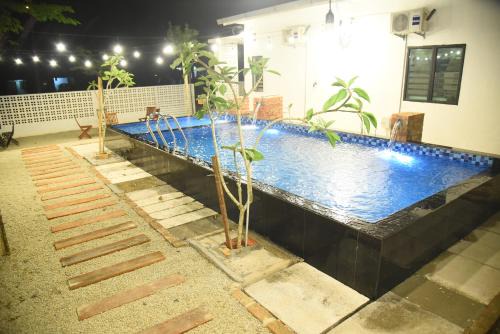 Serom House | Unit 01 Homestay Private pool