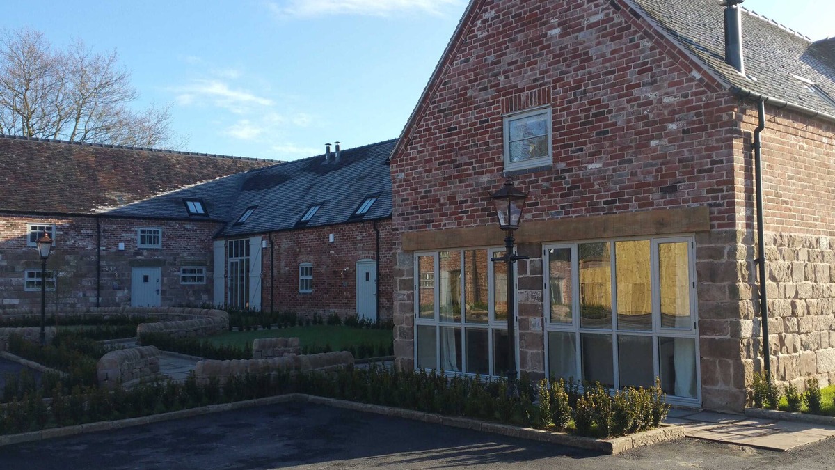 Forsbrook Cottage | Unit 1 Dove Farm Barns