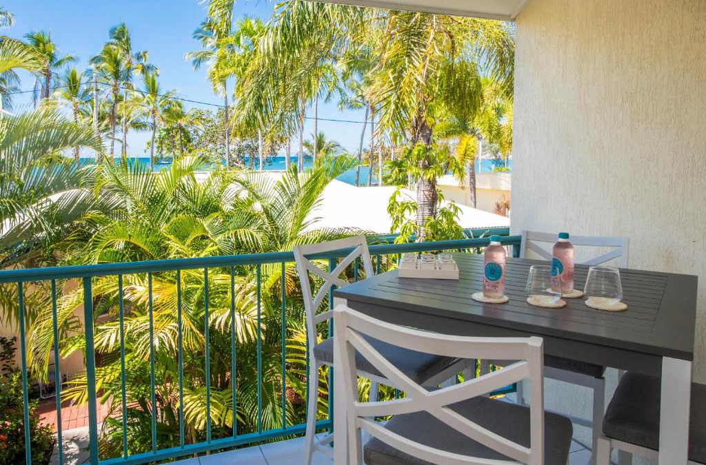 Horseshoe Bay Apartment | Unit 10 Sails on Horseshoe