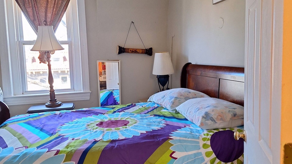 Petworth Apartment | Unit 3 - Fabulous -1 Bedroom, Washington DC Townhome with AC, WiFi, TV/kitchen.