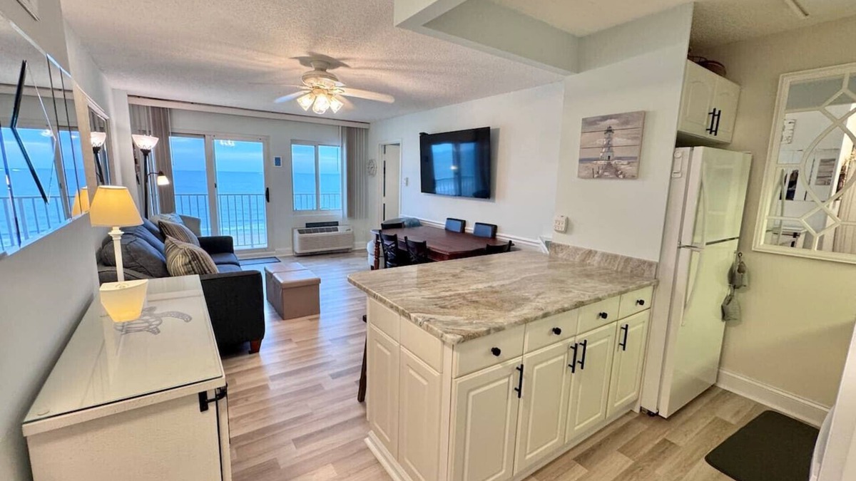 Northeast Virginia Beach Apartment | Unit 604 - Unit 604 - Modern Beach Vibes Oceanfront Living