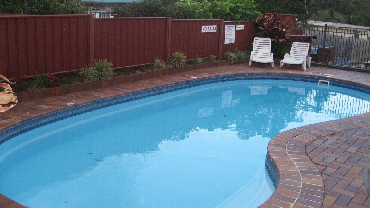 Scotts Head Apartment | Unit with Wi-Fi & Air Conditioning