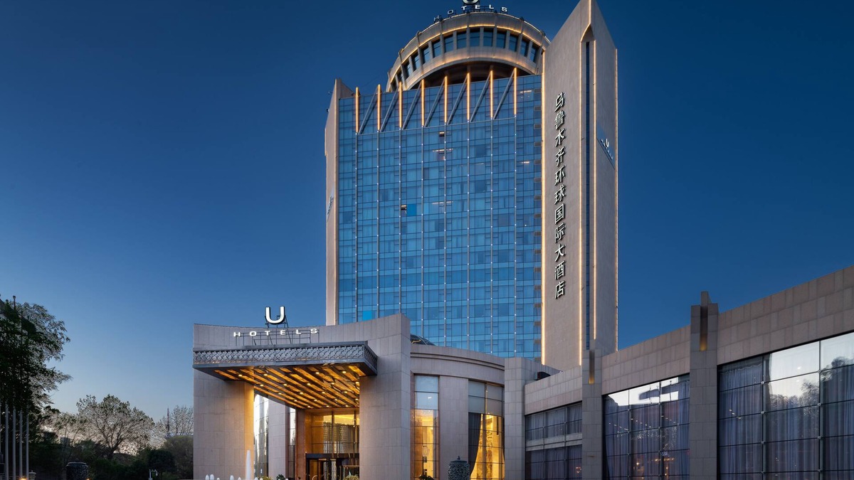 Xinshi District Hotel | Universal Hotel Urumqi