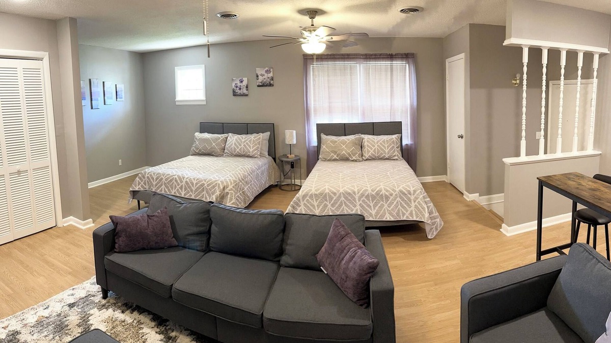 Normal House | University Cozy Escape