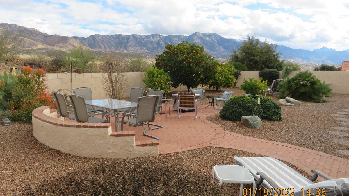 Saddlebrooke House | Unobstructed mountain views