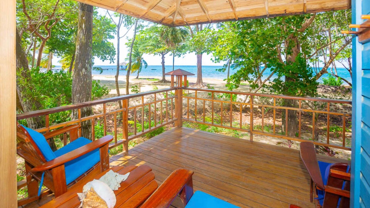 Palmetto Bay House | Unobstructed views, on the beach, steps from pool, dive shop, and restaurant