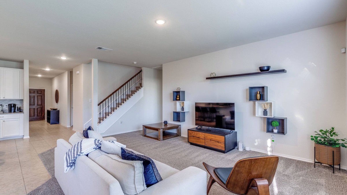 Weston House | Unparalleled elegance in Aubrey