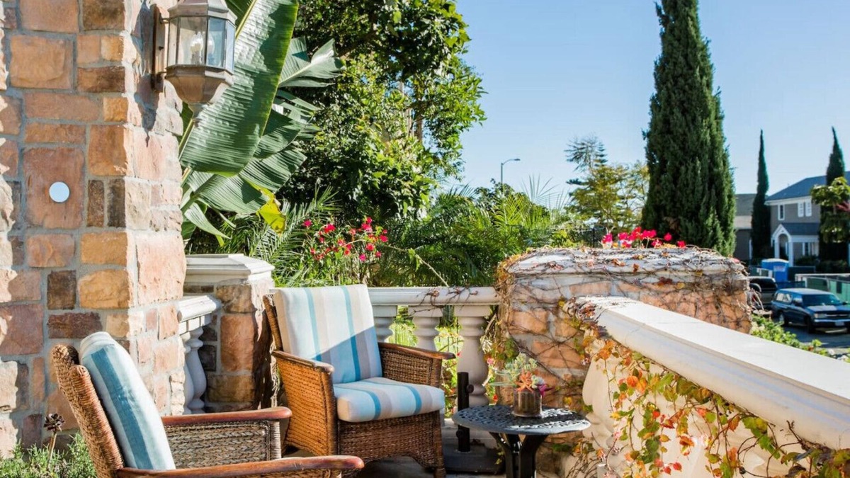 Laguna Beach Condo | Unparalleled Villa Condo in an Enchanting Village