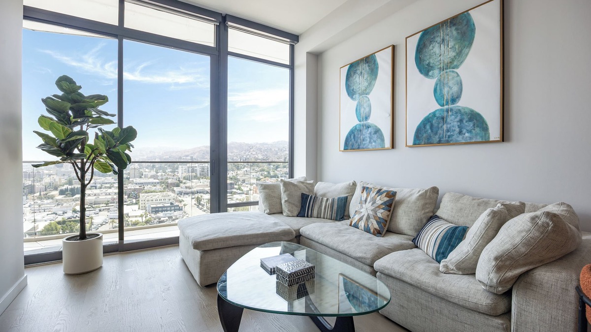 Hollywood Apartment | Unrivaled Luxury: Hollywood Terrace 2BD Penthouse with Panoramic Views!