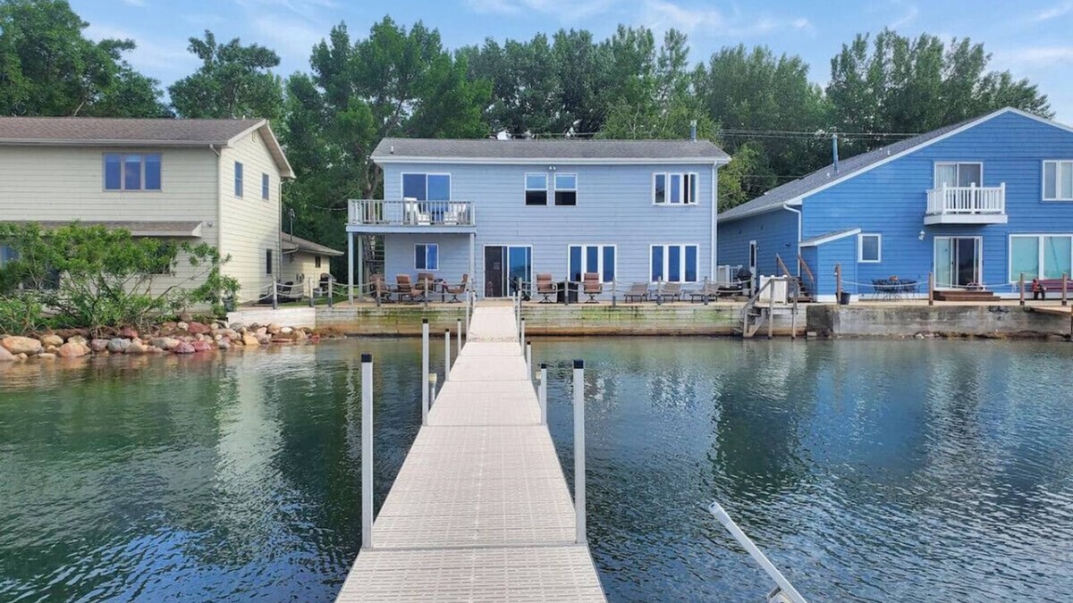 Spirit Lake House | Unsalted Shores Lakehouse on Big Spirit Lake