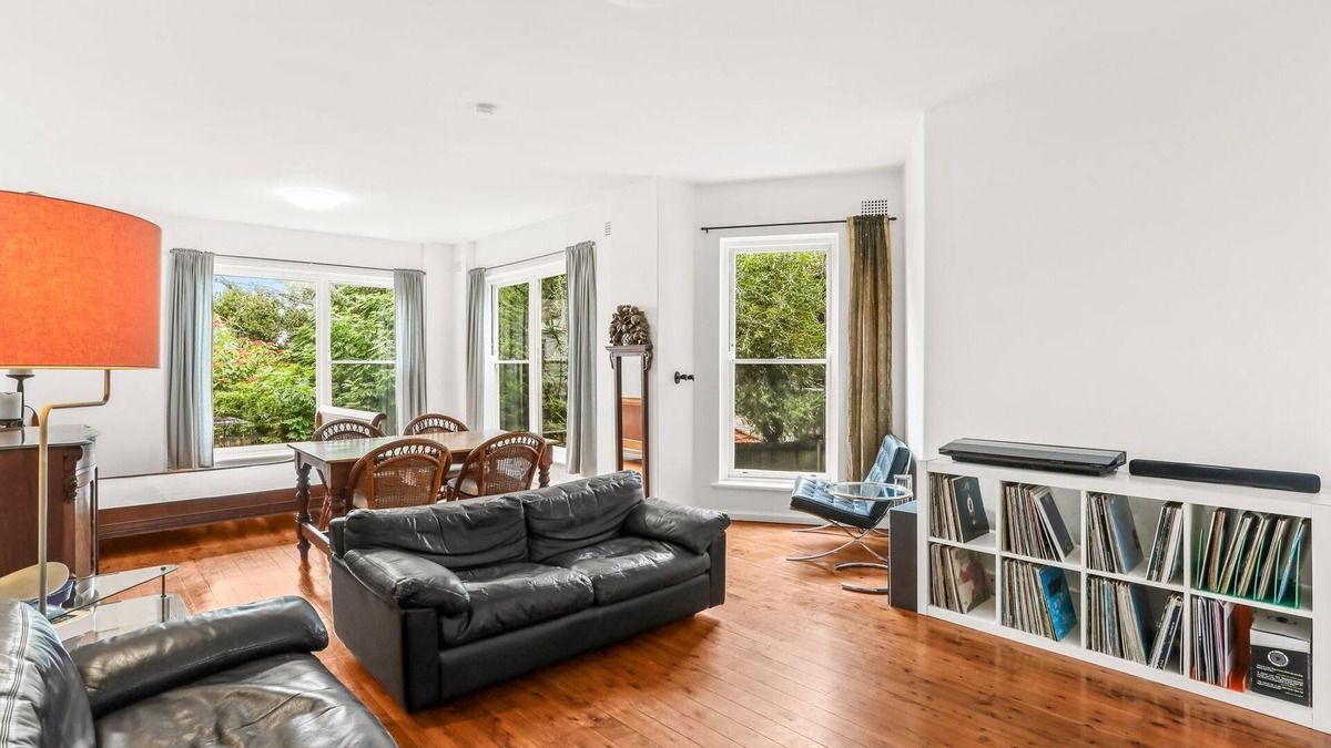 Randwick Apartment | UNSW special n"The Spot"- Beach, shops, hospital, university and light rail