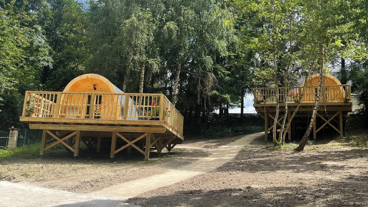 Molineuf Ski Chalet | Unusual accommodation Chalet Pod on stilts