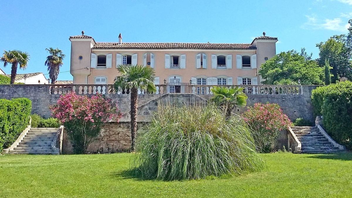 Castelnaudary Other | UNUSUAL: Family castle with pool for 25 people! 30 € / day / per