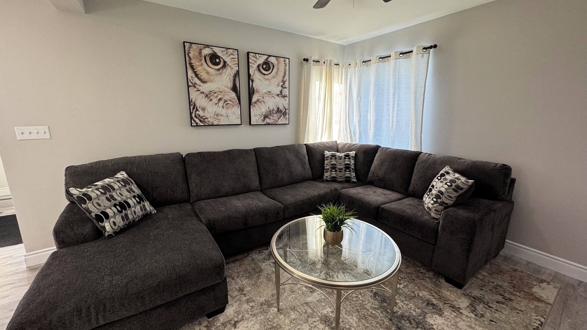 Thunder Bay Apartment | Unwind at Windemere 3-Bedroom Apartment in Thunder Bay