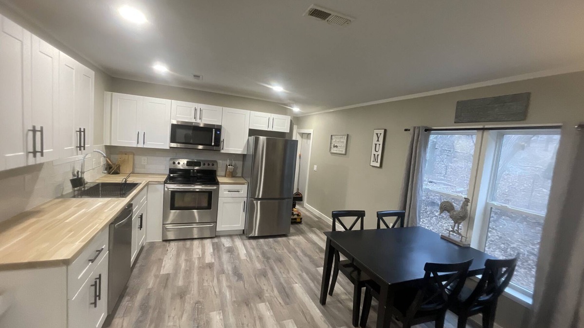 McKinney House | Unwind in our Cozy Farmhouse Nestled in a Serene Country Setting