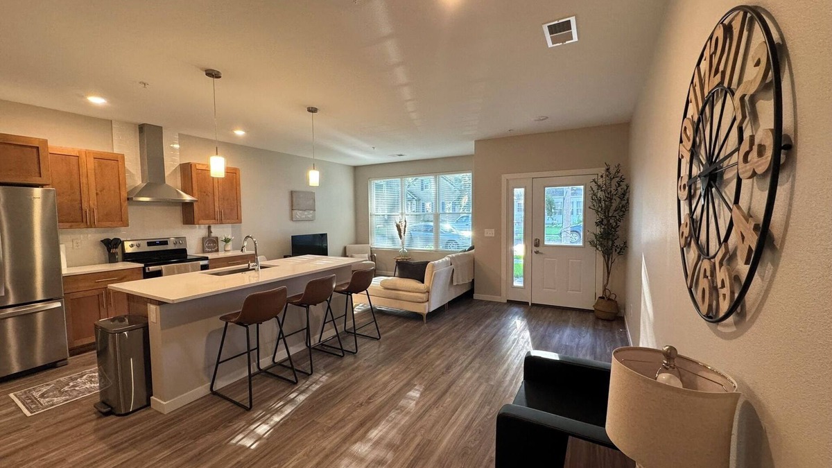 Roosevelt House | Unwind in Style at Fargo's Hidden Gem! #102