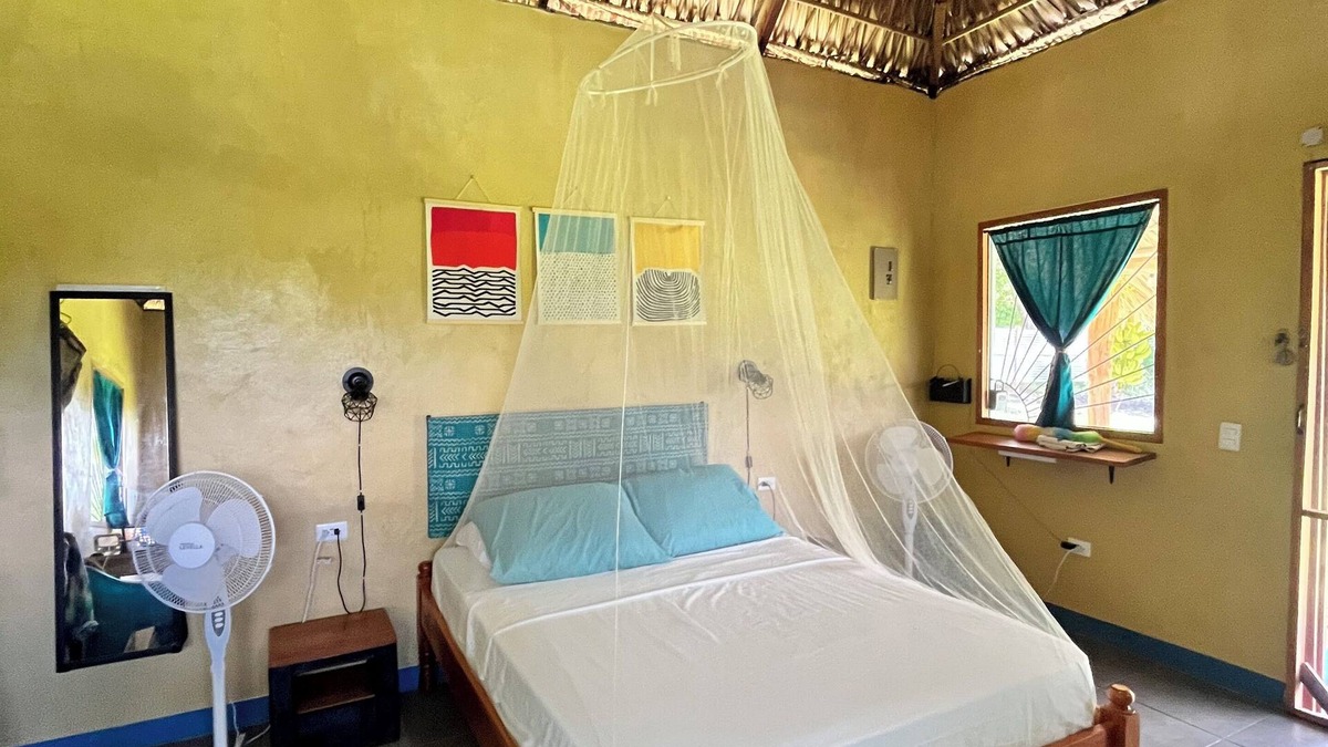 Santa Cruz House | Unwind in Style: Cozy Bungalow with All the Comforts of Home in the Ometepe