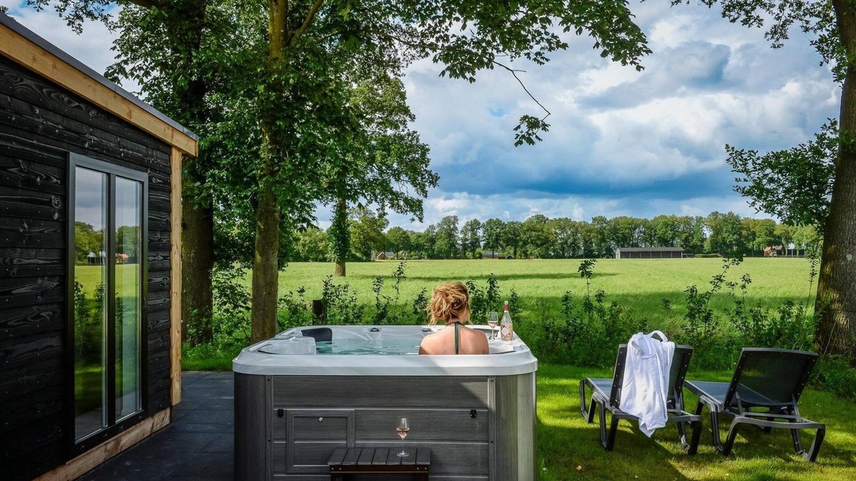 Municipality of Rijssen-Holten House | Unwind in your own sauna and jacuzzi!