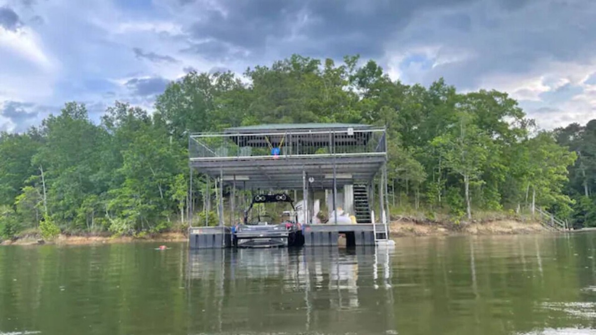 Lincolnton Cabin | Unwind with the whole family at this serene 5-bedroom cabin retreat