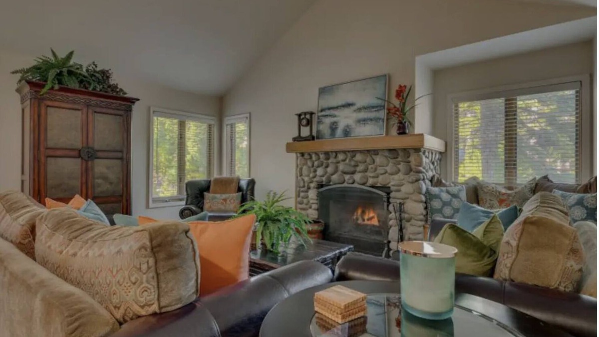 Incline Village House | Up to 30% off for Modern Mountain Incline Village lower lake home. Pet-Friendly!