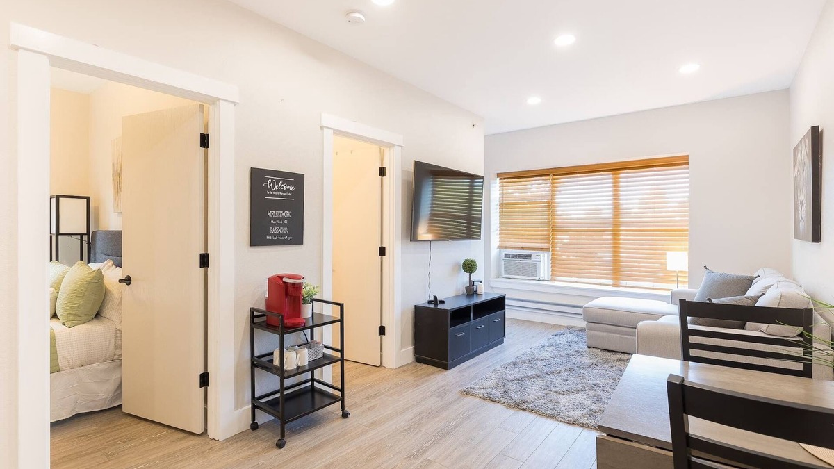 Great Falls Apartment | Updated 2 Bedroom Apartment