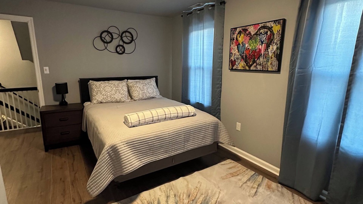 Westminster Apartment | Updated 3BR Apartment in Westminster – Family Friendly