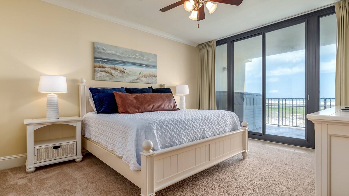 Dauphin Island Condo | UPDATED Beach Front Condo - Holiday Isle 302 - Pool, Sauna, Hot Tub, Grill, W/D