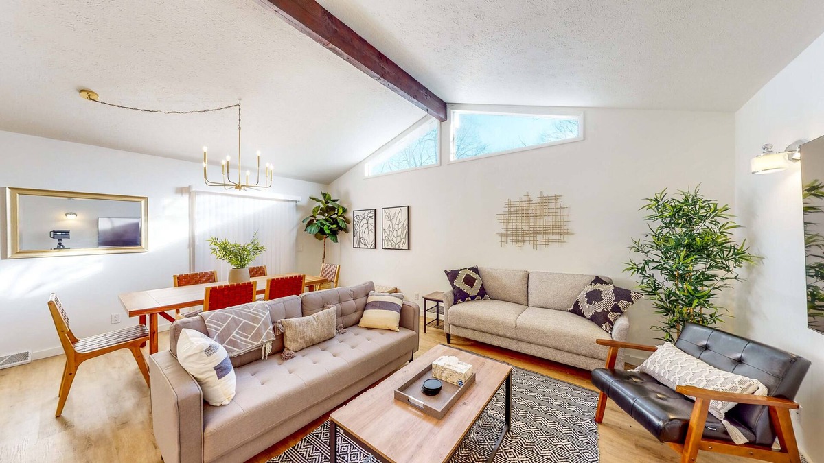 Simonton Lake House | Updated charmer with a well-equipped kitchen