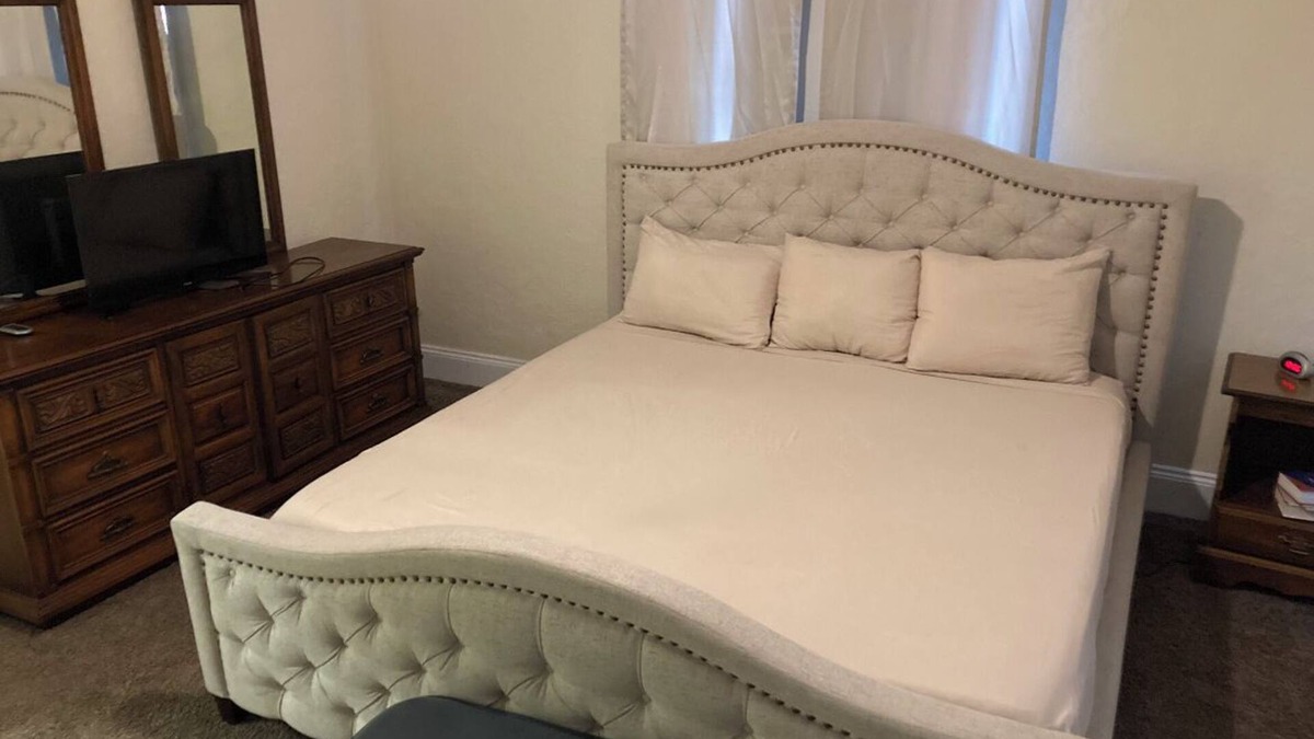 Anniston House | Updated ComfyBungalow centrally located