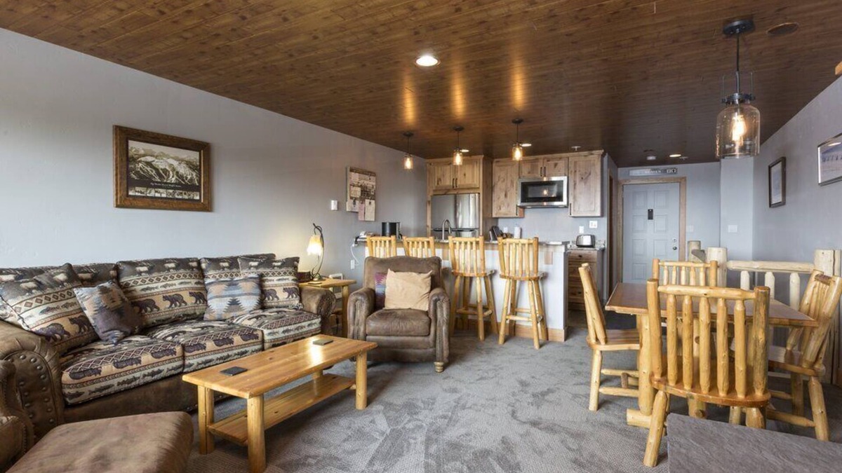 Whitefish Condo | Updated Condo Near Slopes