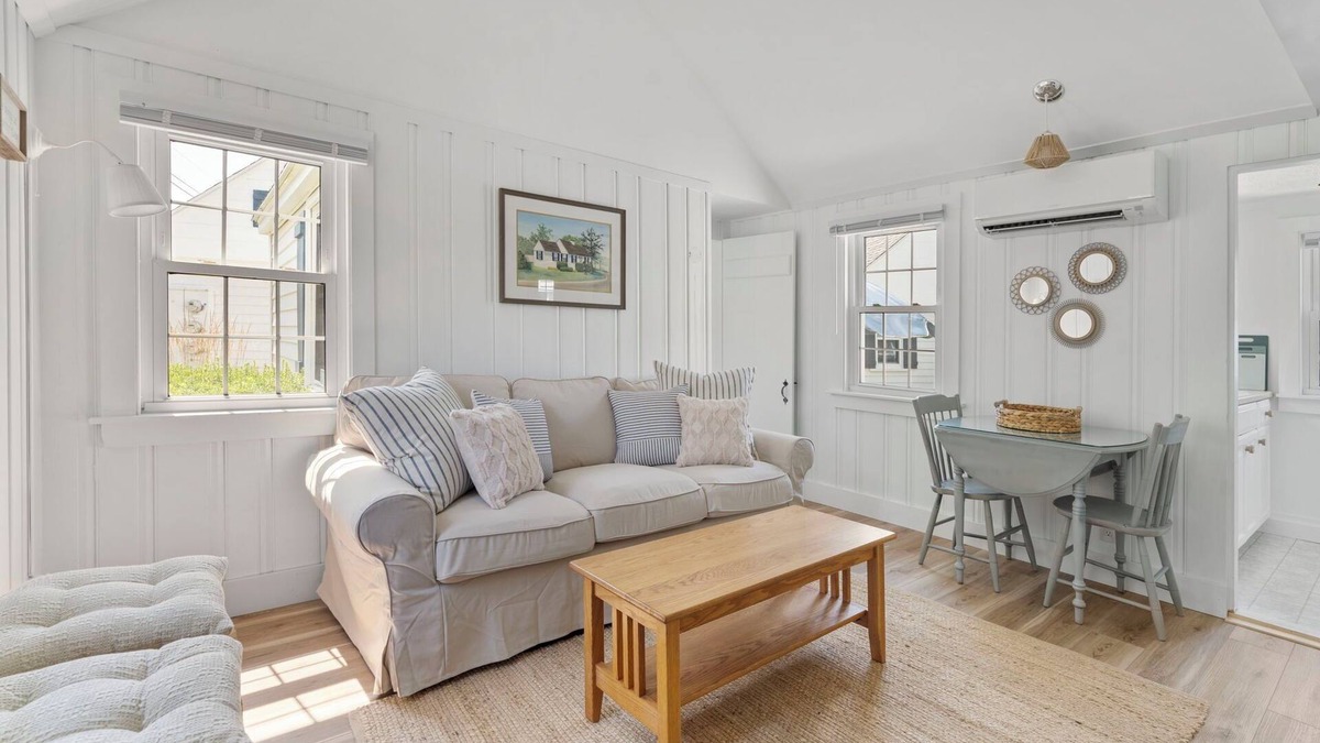 Pine Point Cottage | Updated Cottage - Steps to Pine Point Beach!