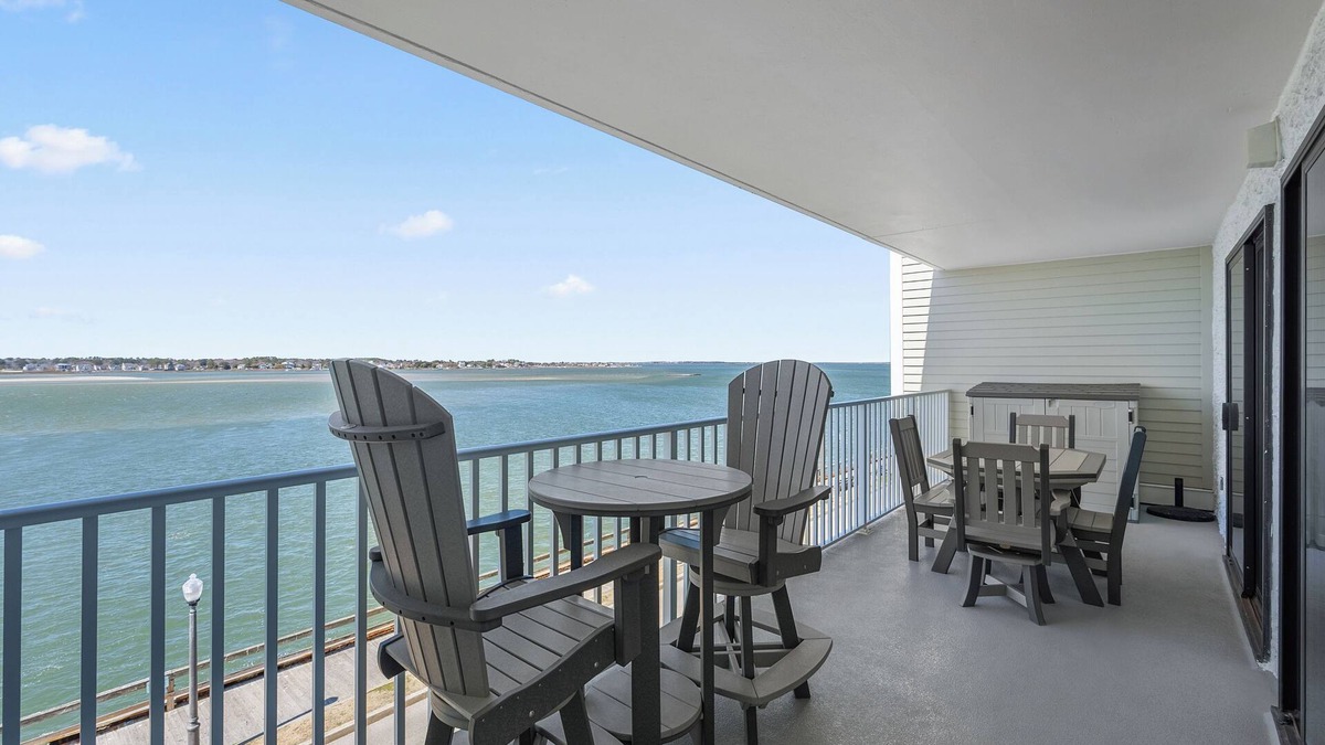 Ocean City Condo | Updated, Direct Bay Front w/Bay Front Pool, 3 Blocks to Beach/Boardwalk