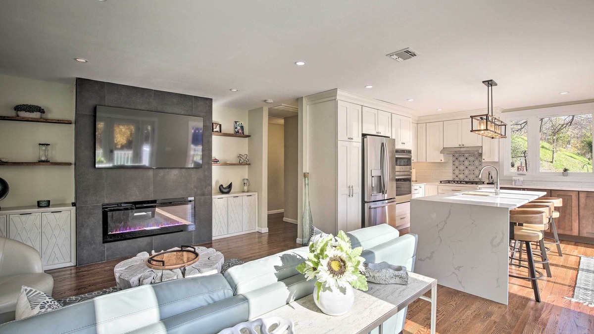 Stony Point House | Updated Getaway w/Pool & Hot Tub on < 3 Acres!