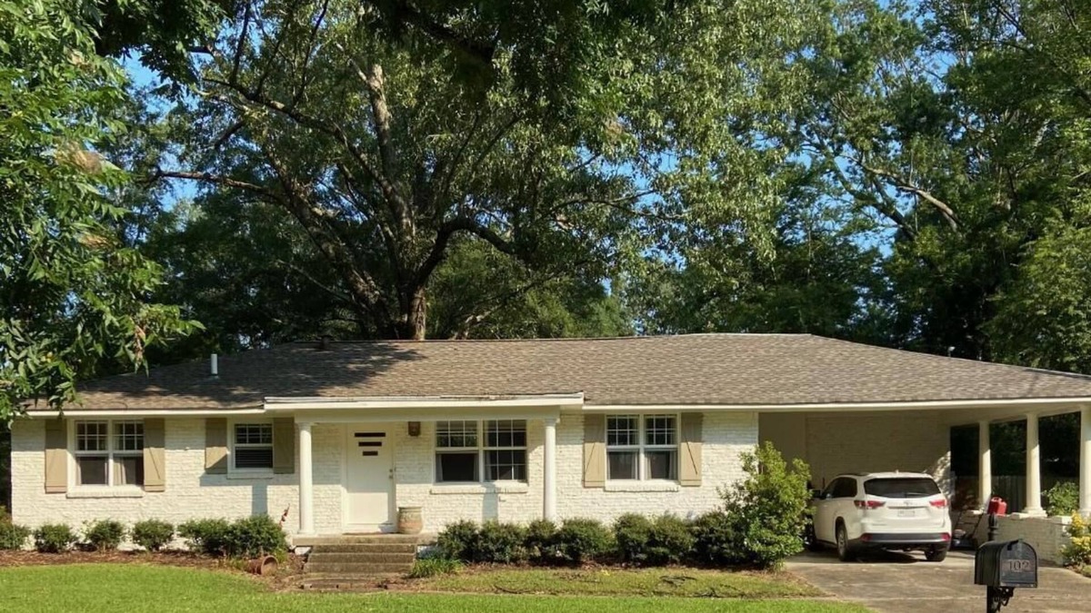 Starkville House | Updated home close to campus and downtown
