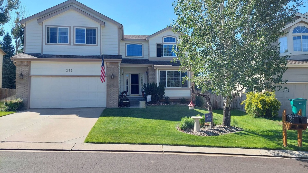 Gleneagle House | Updated home near the Air force Academy