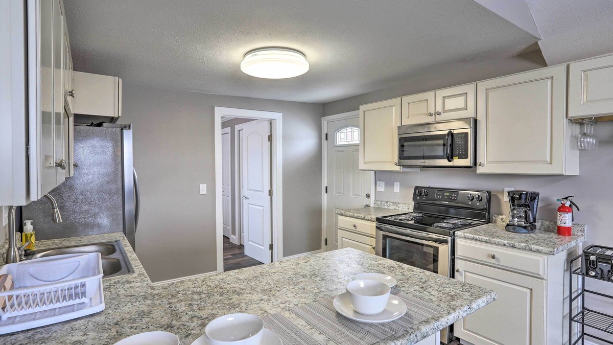 Lorain Apartment | Updated Lake Erie Home ~ 34 Mi to Cedar Point!