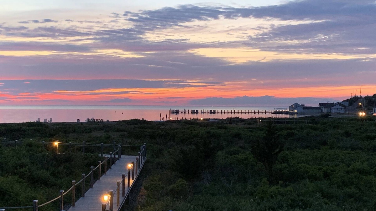 Montauk Condo | Updated Modern Waterfront condo with private beach, pool, tennis, pier & more.
