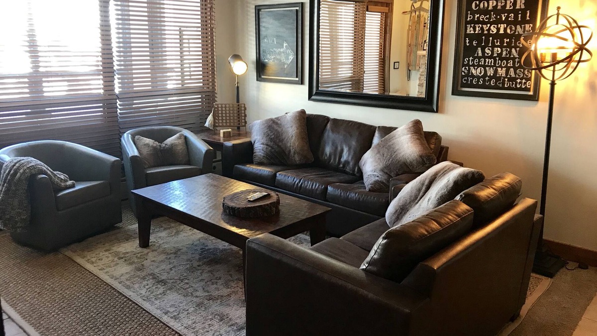 Copper Mountain Village Condo | UPDATED-Mountain Plaza Door #326-True Ski in/Out - Center Village, 100 ' to Lift