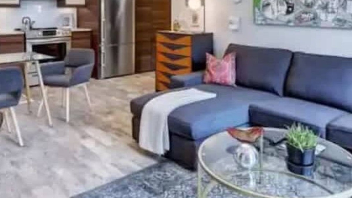 Cherry Condo | Updated Myers Park 1BR King Condo | Queens Rd
