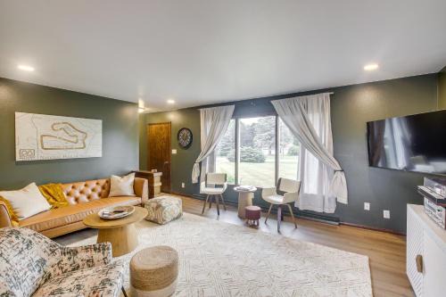 Plymouth House | Updated Plymouth Home about 5 Mi to Road America!