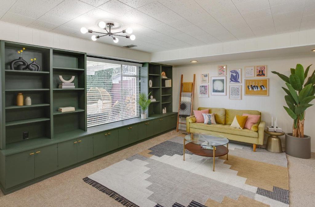 Central Tacoma House | Updated Tacoma Home with Fire Pit!